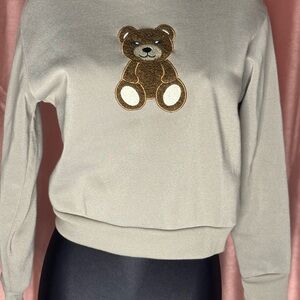Cozy Teddy Appliqué Crewneck Sweater - Beige